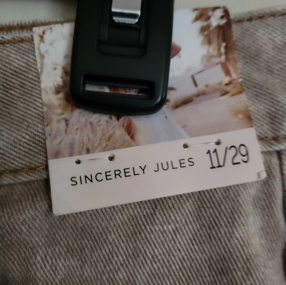Sincerely Jules Distressed Jean Shorts Tannish Brown 11/29 NWT